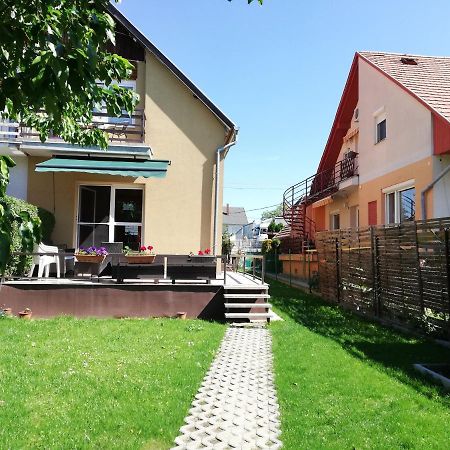 Happy Home Apartman Gyenesdiás Eksteriør billede